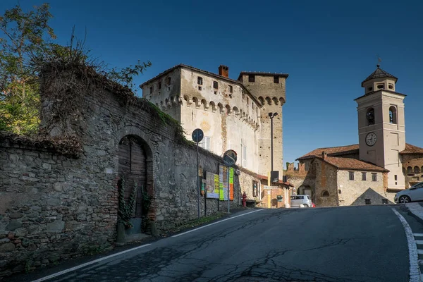 Lerma, 피에몬테, 이탈리아-성 — 스톡 사진