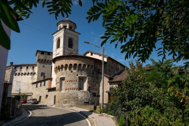 Lerma, Piedmont, İtalya - kale