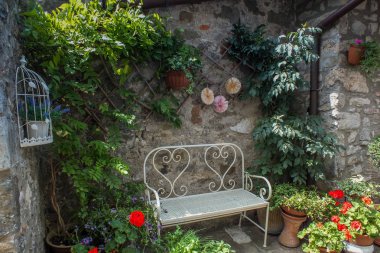Ceserana ve Ortaçağ Kalesi, Garfagnana, Toskana, İtalya