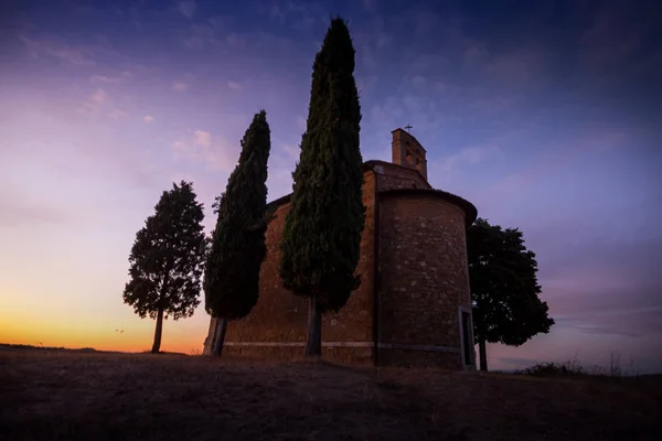 Toscana Italia - Iglesia de Vitaleta al atardecer — Foto de Stock