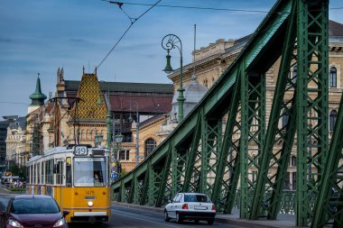Budapeşte Macaristan'ın başkenti tarafından Tuna nehri geçti.