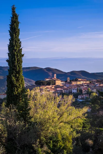 Montescudaio, Toscane, Italie, panoramisch uitzicht over september — Stockfoto