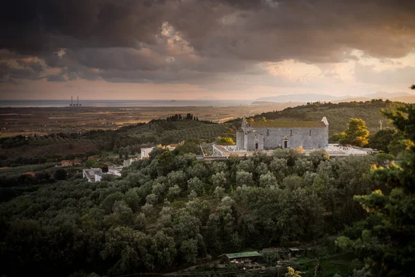 Campiglia, Marittima, Toscana - La maravillosa Pieve de San Joh — Foto de Stock