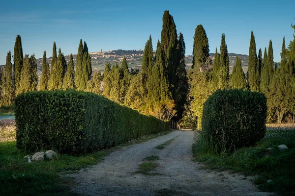 Volterra, Pisa, İtalya - 1 Kasım 2017: Scornello, Villa Merhaba