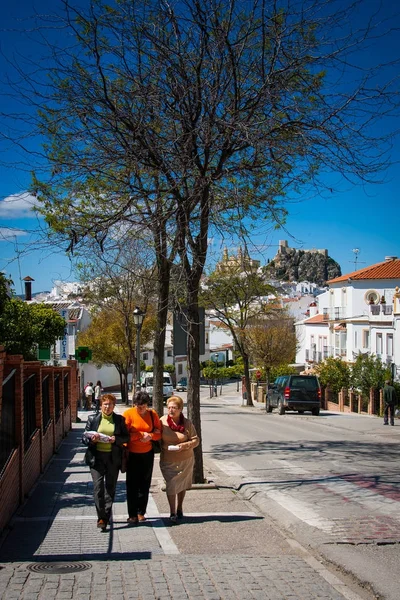 Olvera, Cadiz province, Andalusia, Spain - March 25, 2008: one of the White Towns or Pueblo blancos — Stock Photo, Image