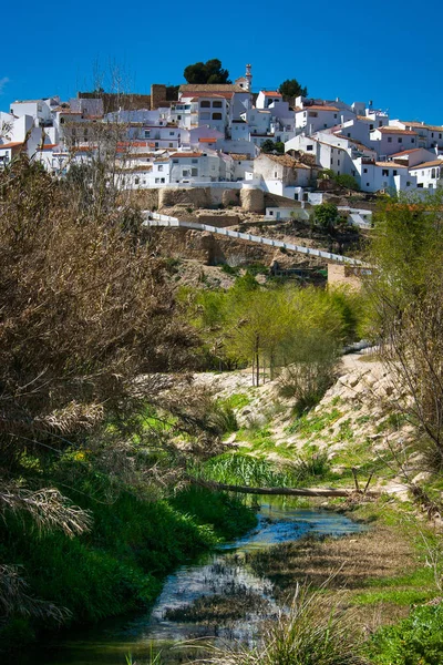 Setenil de las Bodegas, província de Cádiz, Andaluzia, Espanha — Fotografia de Stock
