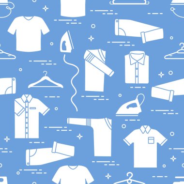 Desen ütüler, askı ve farklı kıyafetler.