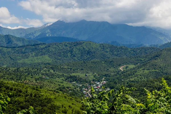 Mountain view from Koktobe hill, Almaty, Kazakhstan — Stock Photo, Image