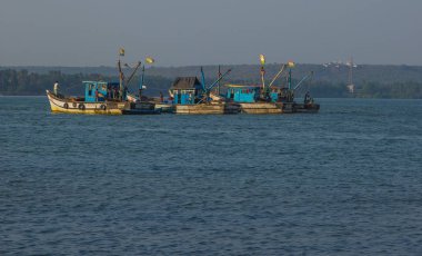 Chapora, Goa, Hindistan - 3 Şubat 2017: balıkçı tekneleri Chapora po