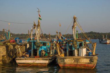 Chapora, Goa, Hindistan - 3 Şubat 2017: balıkçı tekneleri Chapora po