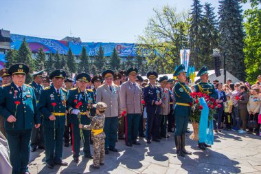Almatı, Kazakistan - 9 Mayıs: Zafer Bayramı kutlama (zafer 