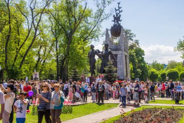 Almatı, Kazakistan - 9 Mayıs: Zafer Bayramı kutlama (zafer 