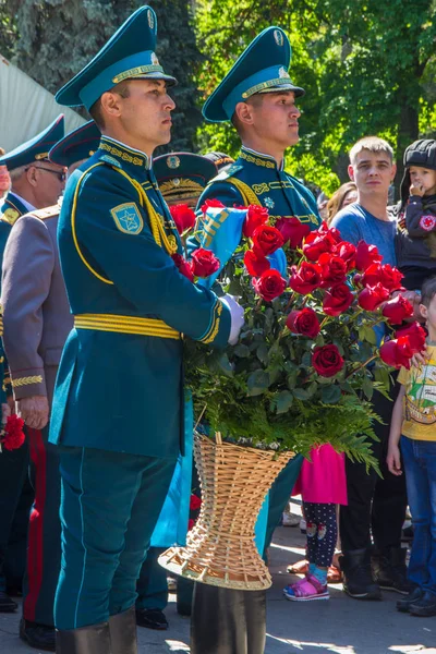Almaty, Kazakstan - 9 maj: Seger firandet (seger i — Stockfoto