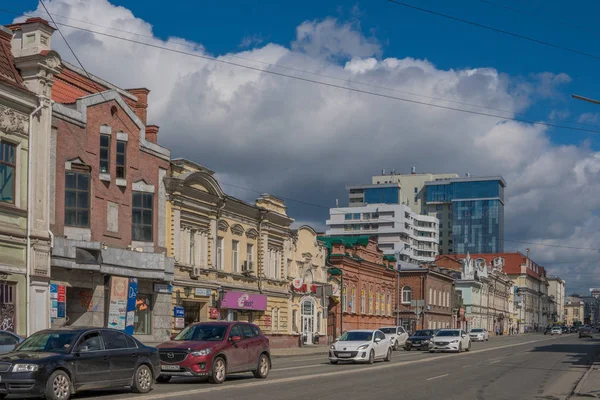 叶卡特琳堡 俄罗斯 2017 城市街道上的叶卡特琳堡中心 — 图库照片