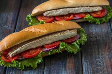 Balıklı sandviç. Balık ekmek - hızlı yemek