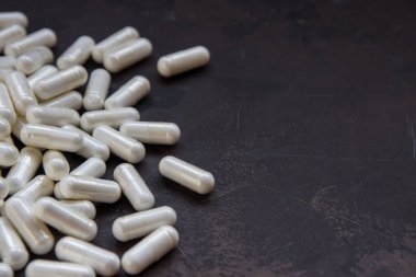 Vitamini, uyuşturucu veya beslenme sup beyaz inşaat kapsül içeren