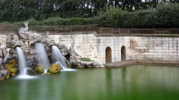 Kraliyet Sarayı (Reggia) Casrta