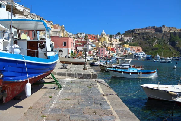 Procida Napoli Marzo 2017 Case Pescatori Colorate Mare Nell Isola — Foto Stock