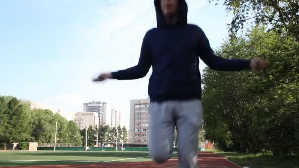 скачать видео гимнастика утренняя Гимнастика для пожилых женщин с видео скачать бесплатно.