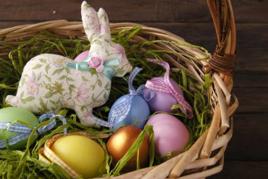 Tekstil paskalya tavşanı.