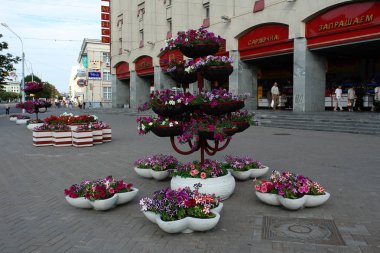 Minsk 'teki sokaklar, anıtlar ve mimari. Komünist mirası.