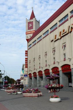 Minsk 'teki sokaklar, anıtlar ve mimari. Komünist mirası.