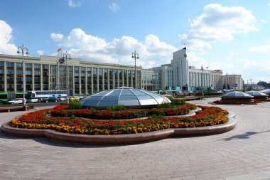 Minsk 'teki sokaklar, anıtlar ve mimari. Komünist mirası.