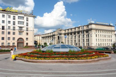 Minsk 'teki sokaklar, anıtlar ve mimari. Komünist mirası.