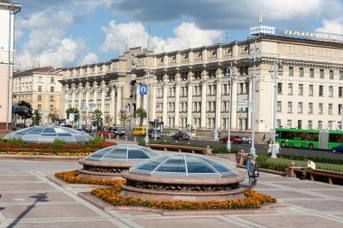 Minsk 'teki sokaklar, anıtlar ve mimari. Komünist mirası.