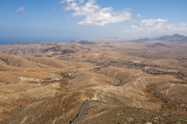 Bulutlar ile manzaraları