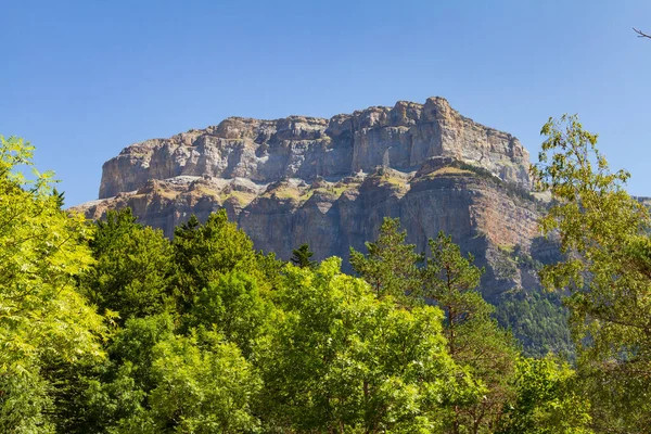 Paisagem Montanhosa Rochosa Dos Pirinéus — Fotografia de Stock