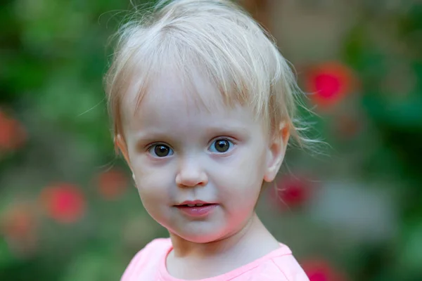 Portrait Cute Blond Little Girl Outdoors Summer Day — Stock Photo, Image