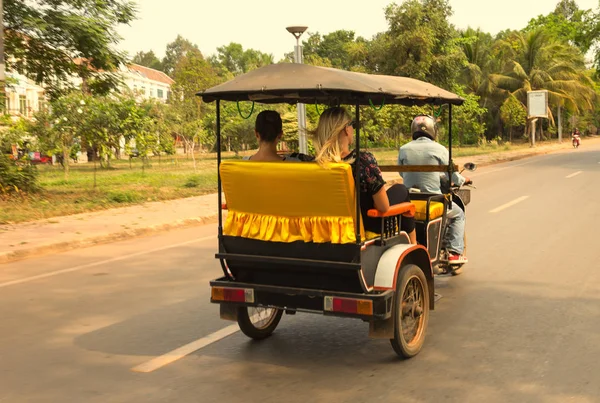 Mart 2014 Kamboçya, tapınak karmaşık Angkor Wat için pahalı. Tapınak. Khmer medeniyet. Siem biçmek. Kamboçya'da turizm