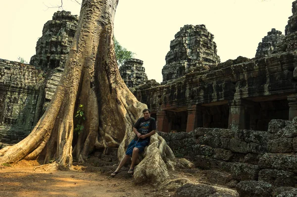 Angkor Wat. Tapınak. Khmer medeniyet. Siem biçmek. Kamboçya'da turizm