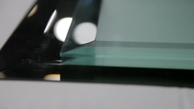 Cam üstünde belgili tanýmlýk makine Dilimleme