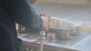 Cam üstünde belgili tanýmlýk makine Dilimleme