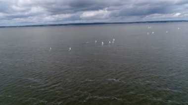 Gölet güzel manzaralı