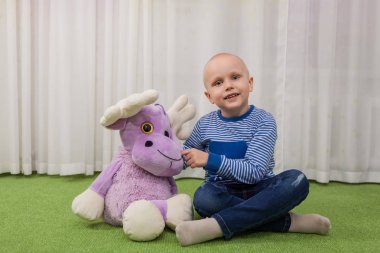 yumuşak oyuncak çocuk