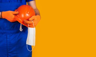 Coronavirus COVID-19 salgını nedeniyle üretimin sonu. Ekonomik kriz, işsizlik ve üretim kavramı, koronavirüs, salgın, sağlık.