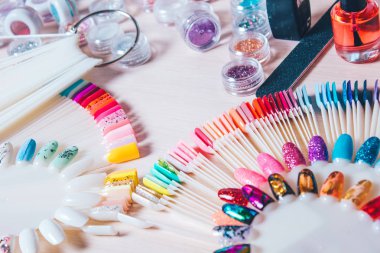 El kozmetik ve manikür veya pedikür, tırnak, kavramı için aksesuarlar