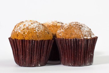 Çikolata ev yapımı kekler, beyaz, seçici odak izole pudra şekeri whith