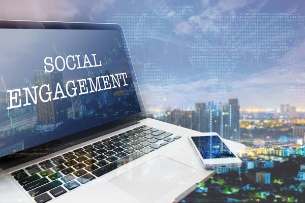 SOCIAL ENGAGEMENT: Grey computer monitor screen. Digital Business and Technology Concept. Double Exposure Effects. — Stock Photo, Image