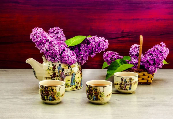 Lila çay yeşil çay çaydanlık leylak dal