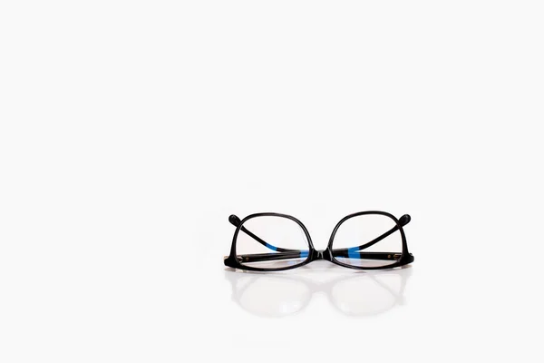 Lunettes Noires Avec Reflet Isolé Sur Fond Blanc Lunettes Soleil — Photo