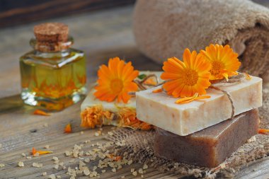 Calendula (pot kadife çiçeği ile doğal el yapımı Sabun)