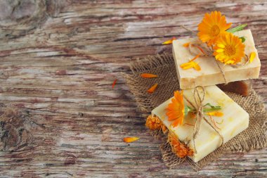 Calendula (pot kadife çiçeği ile doğal el yapımı Sabun)