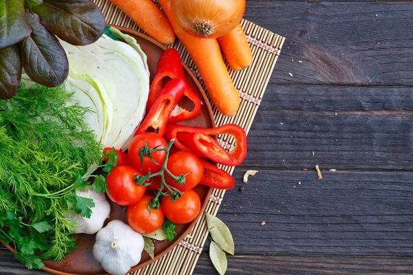 Fresh, raw vegetables on the table — Stock Photo, Image