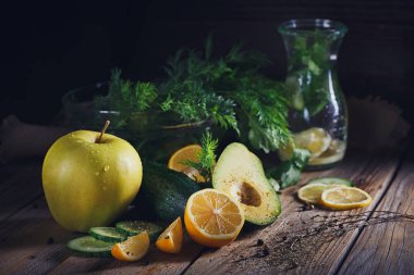 Arka plan çeşitli yeşil sebzeler ile