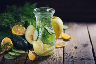 Arka plan çeşitli yeşil sebzeler ile