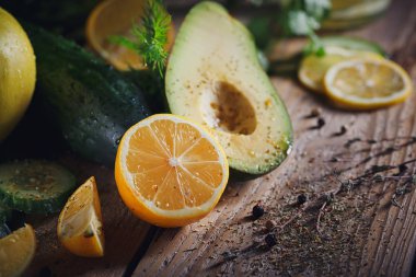 Arka plan çeşitli yeşil sebzeler ile